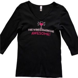 Novelty Shirt Women's Black Top Sz L This Wine is Making Me Awesome Rhinestones